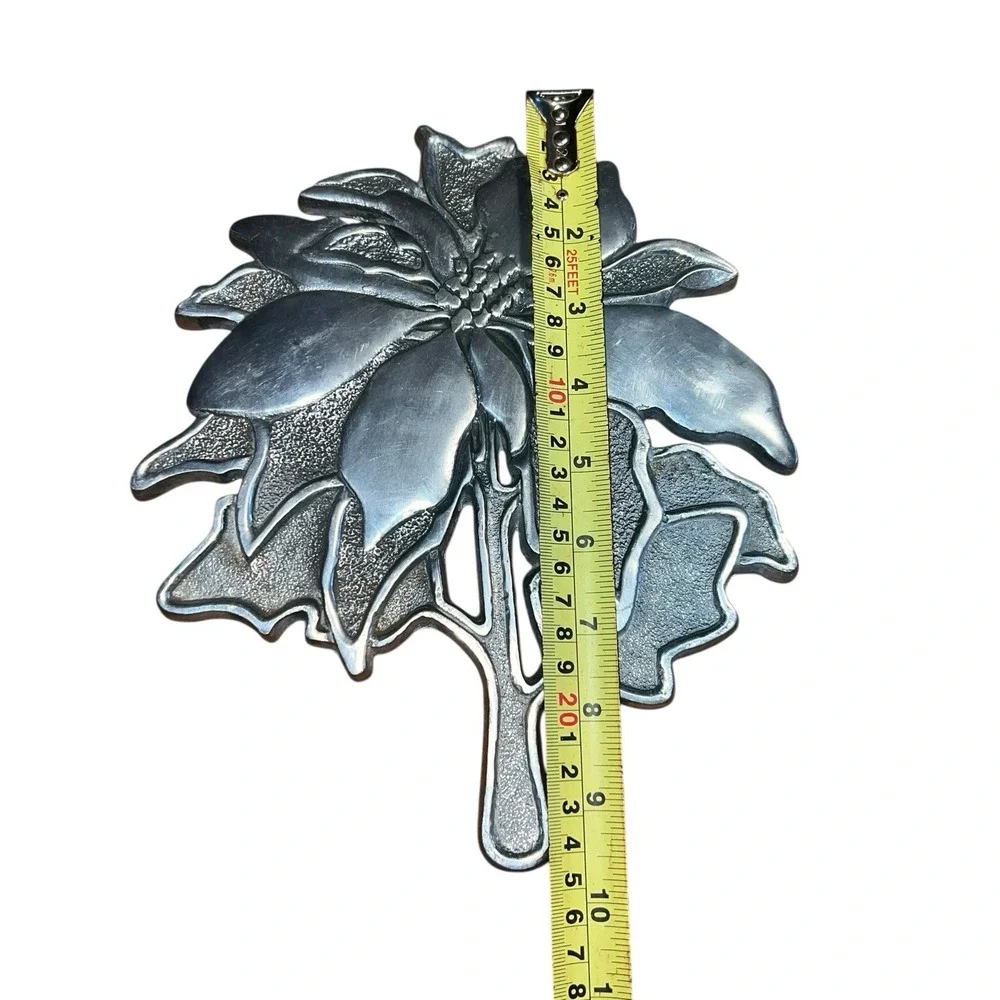 1984 TELEFLORA Cast Aluminum Hot Plate POINSETTIA TRIVET Christmas Flower Metal